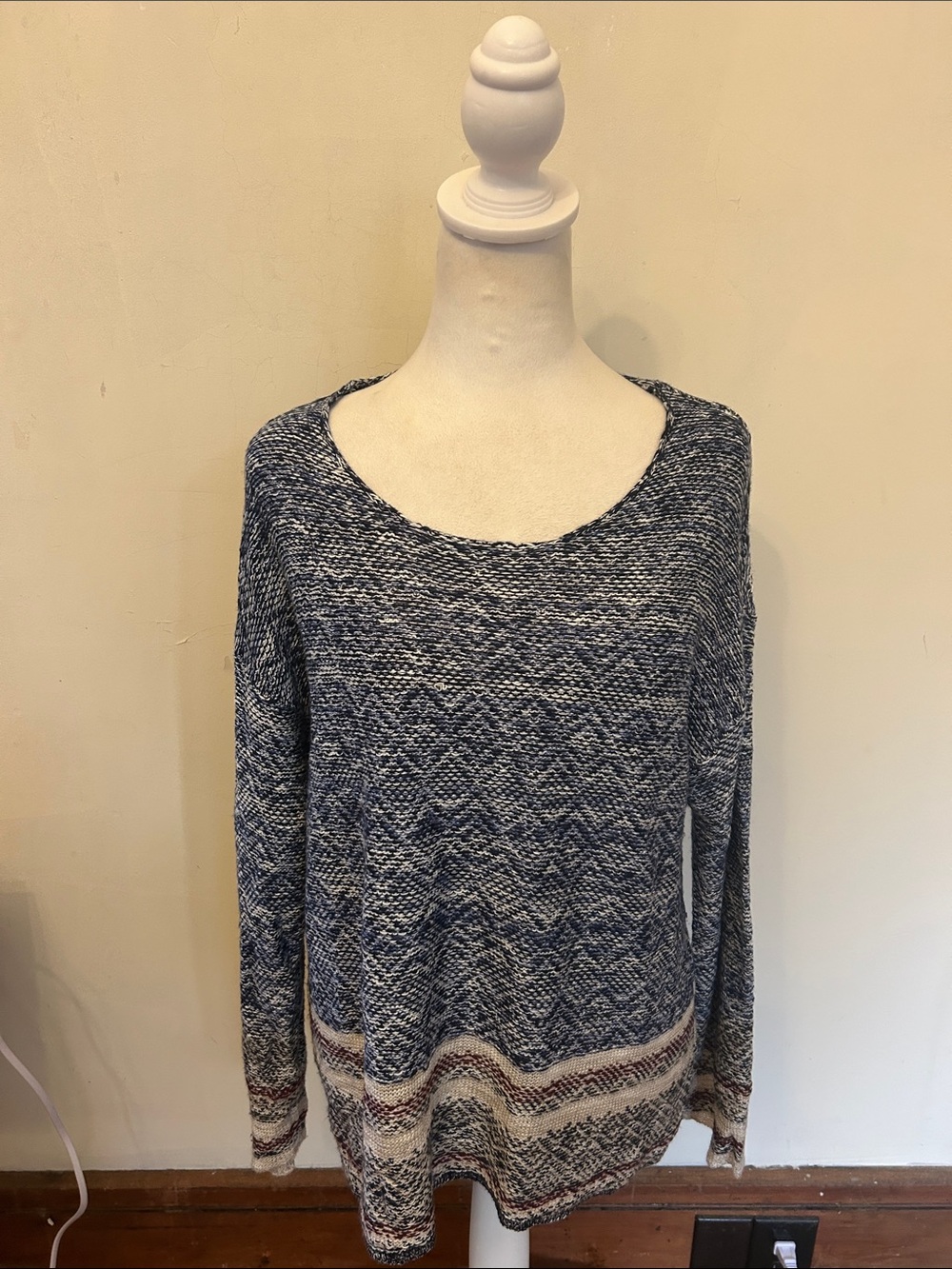 One World Blue Patterned Knit Pullover Sweater Lightweight Size XL EUC